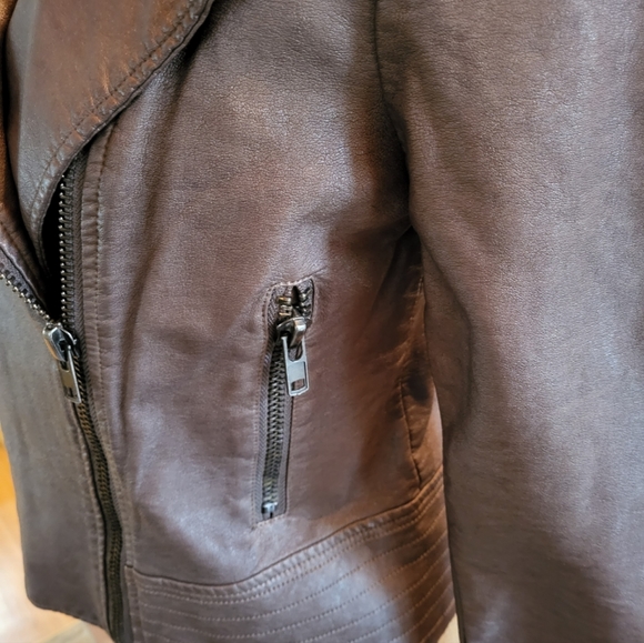 BB Dakota vegan leather medium cropped jacket - Picture 7 of 7